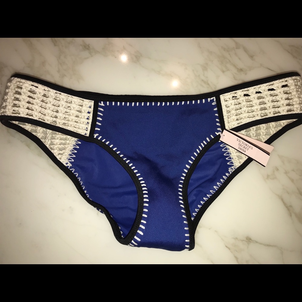 Victoria’s Secret swim bikini bottoms NWT